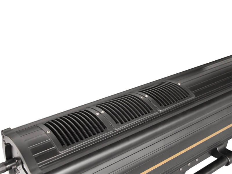 600w led follow spot light (2) 600w led follow spot light (2)