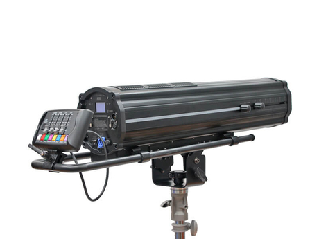 600w led follow spot light (6).jpg