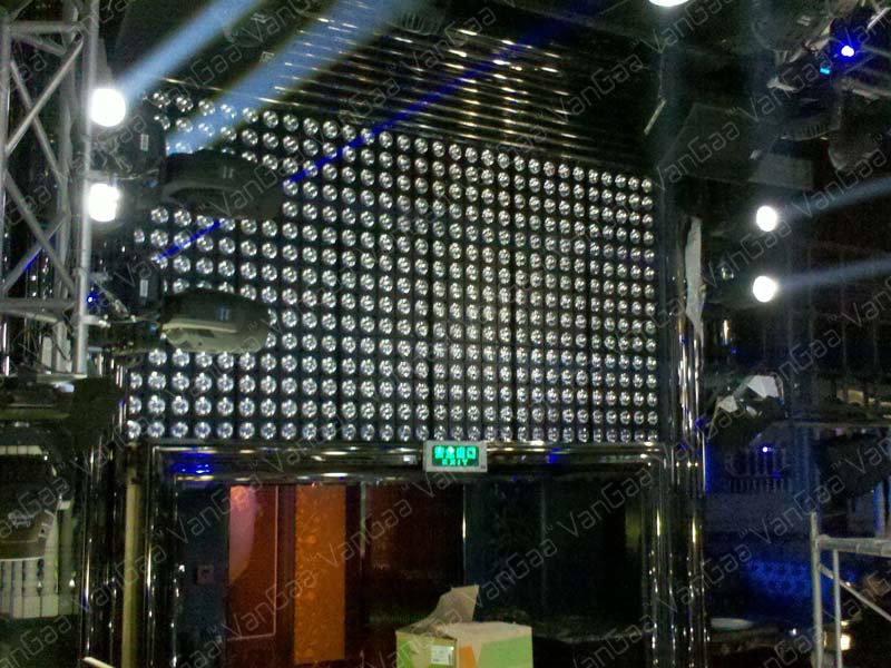 The Matrix Blinder Lights which manufactured by VanGaa Are using in A Night Bar