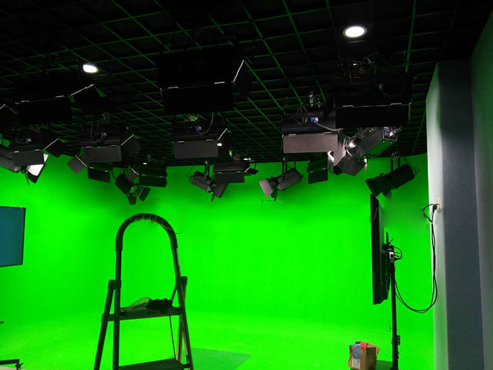 How to set up the virtual studio lighting? what do you need